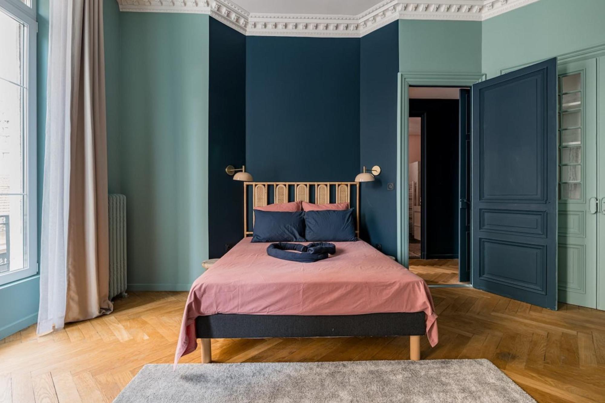 Beige Hospitalite - Gisele - Ultralux Balneo - Neuf 2 Chambres Saint-Etienne  Bagian luar foto